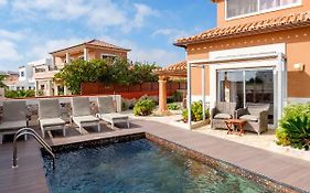 Villa Rosa (Adults Only)